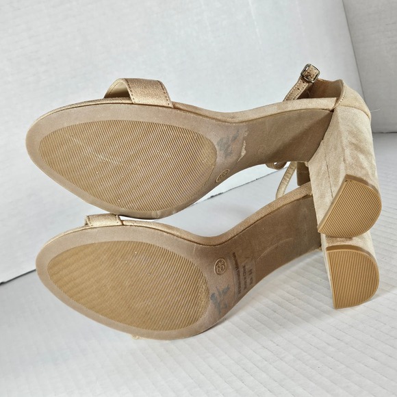 Wild Diva Lounge Nude Sandal With Wrapped Block Heel & Ankle Strap Size 8.5 - Picture 4 of 10